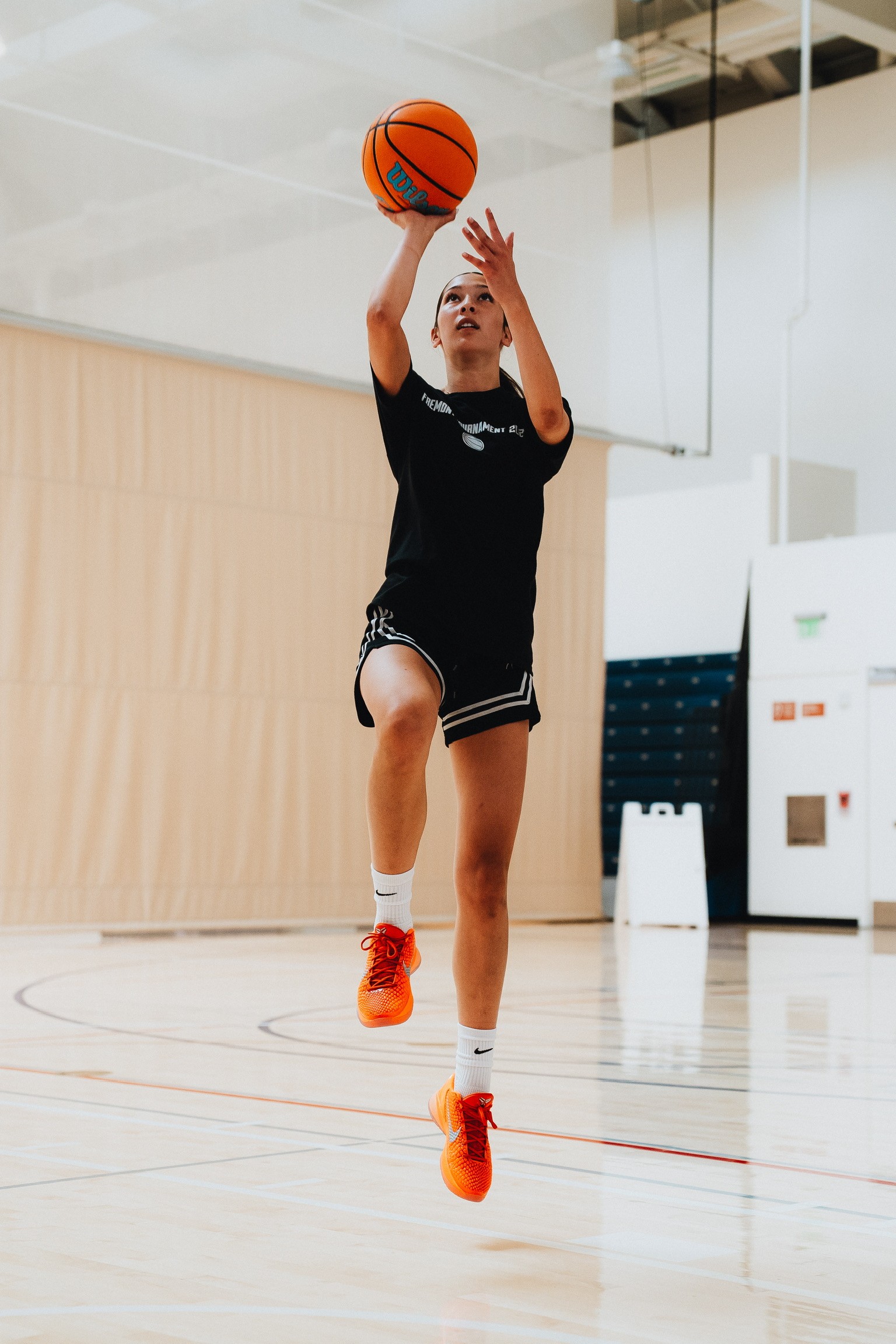 Image of basketball player Estalla Guido