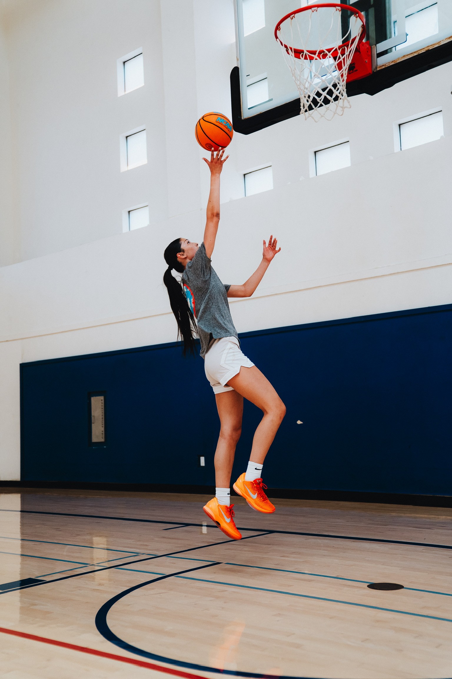 Image of basketball player Estalla Guido