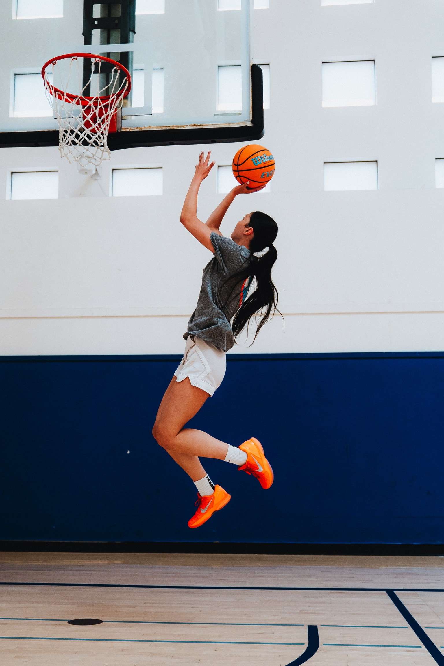 Image of basketball player Estalla Guido
