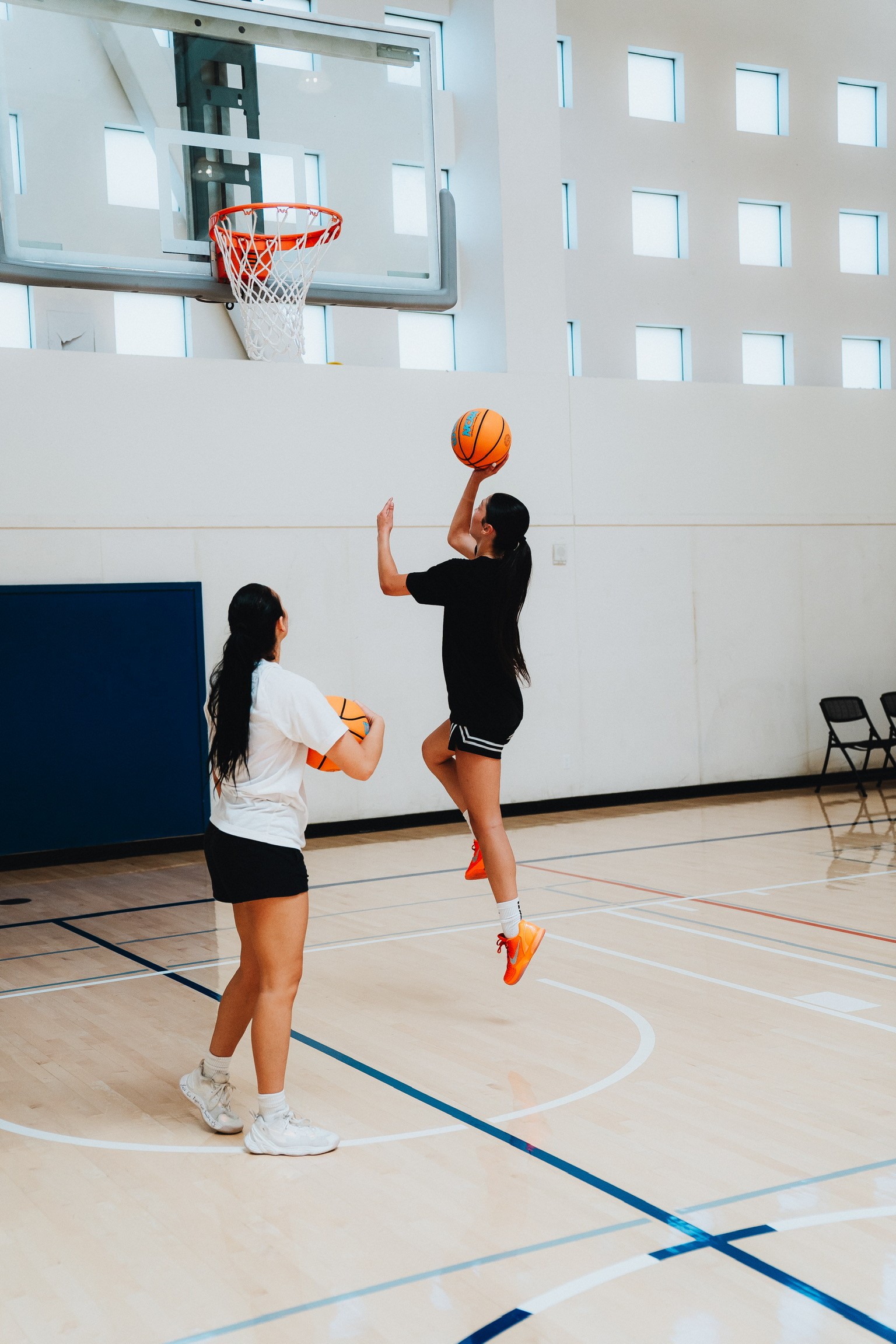 Image of basketball player Estalla Guido