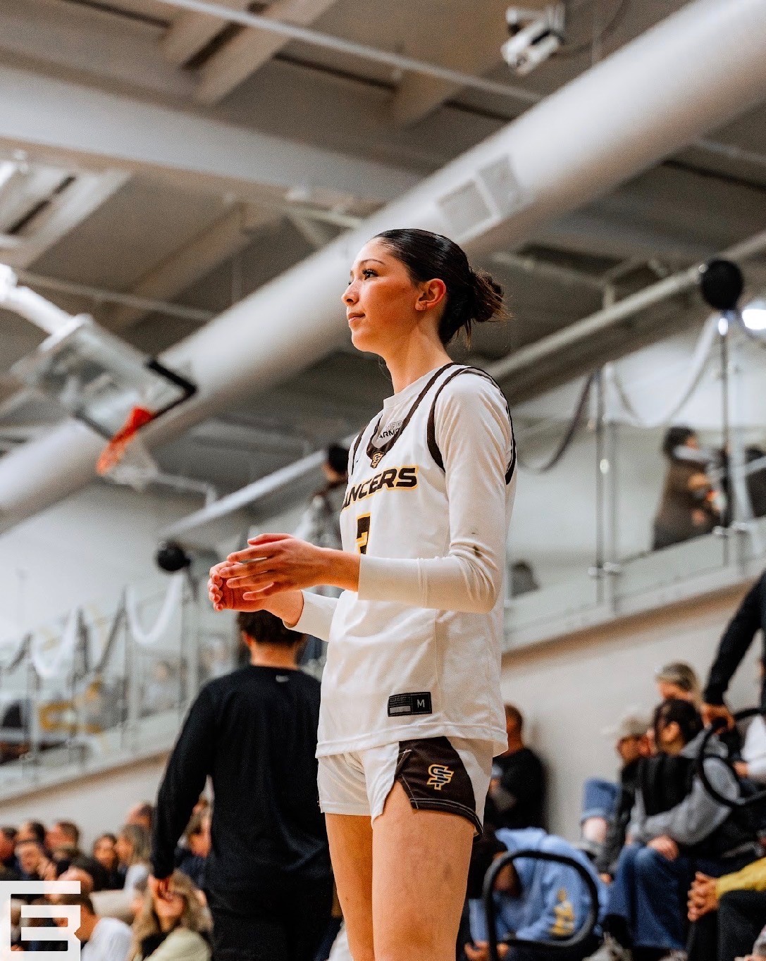 Image of basketball player Estalla Guido